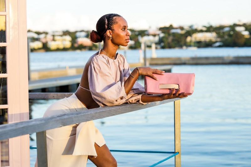 Sandys Clutch in Light Pink